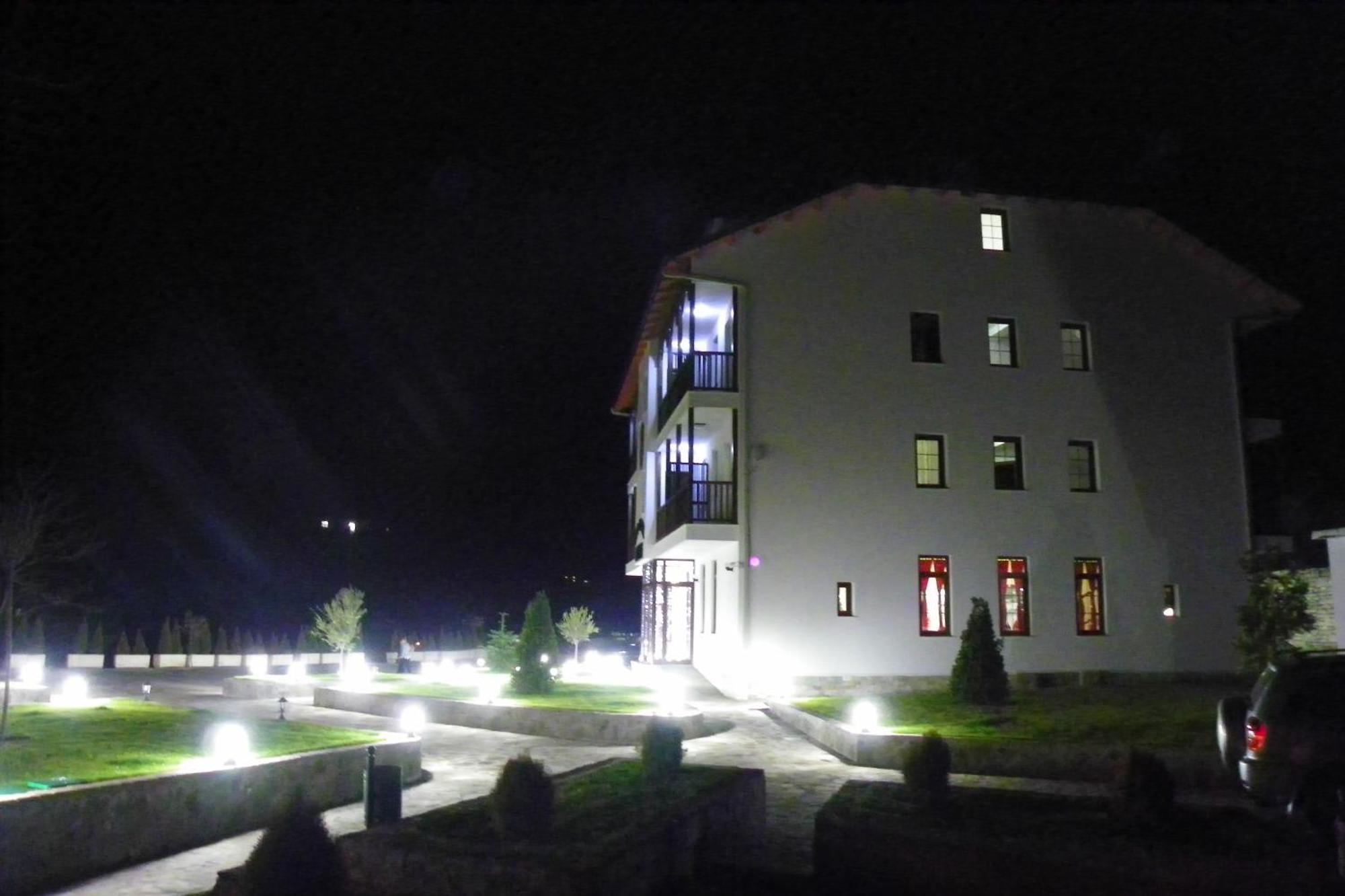 Hotel Marub Rubik Exterior photo